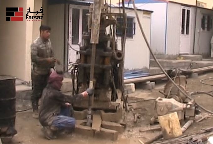 آزمایش SPTماشینی در پروژه مطالعات ژئوتکنیکی برای تعیین مقاومت خاک با استفاده از دستگاه حفاری